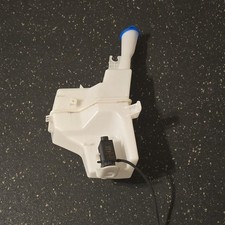 Fits For Hyundai Tucson 2016-2021 Windshield Water Reservoir Water Bottle Tank