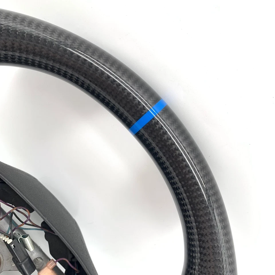 For Ford Mustang 1999-2004 real carbon fiber steering wheel - Imagem 4 de 4