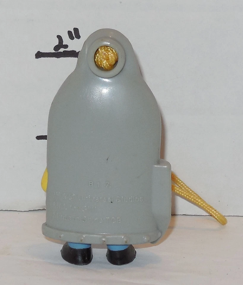 2015 Knight Minion 2.5" General Mills Cereal Backpack Charm Despicable Me knight - Image 2 of 2