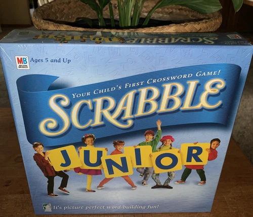 Milton Bradley Hasbro *SCRABBLE JUNIOR* Board Game Vintage 1999 Brand New SEALED