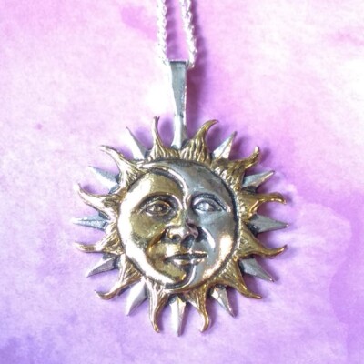 Sonne und Mondfinsternis Anhänger Halskette zur Vereinigung Silber und Vergoldet