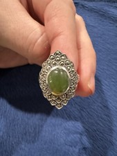 Vintage Sterling silver 925 Jade and marcasite Ring, Size 7.25