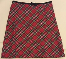 NWOT Girls The Children's Place Plaid Skirt Size 6 Great for Christmas -measurem