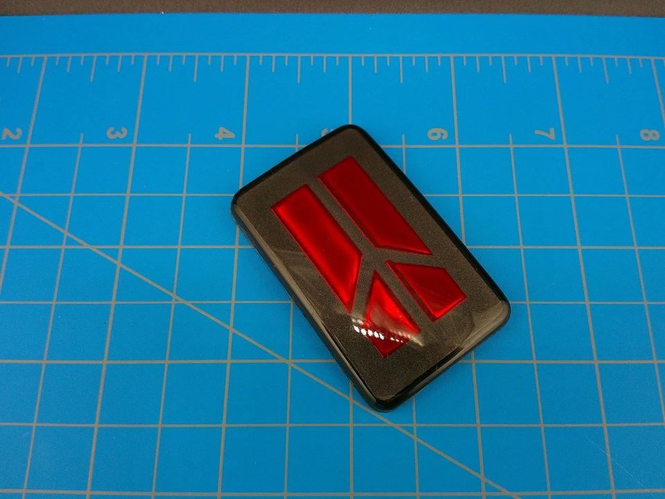 De colección OLDSMOBILE Emblema Calcomanía Insignia Coche Genuino Rojo Brillante Clásico Retro GM Foto 3 de 4