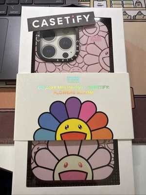 CASETIFY Takashi Murakami Pink Flowers Bloom Apple - iPhone 15 Pro Max