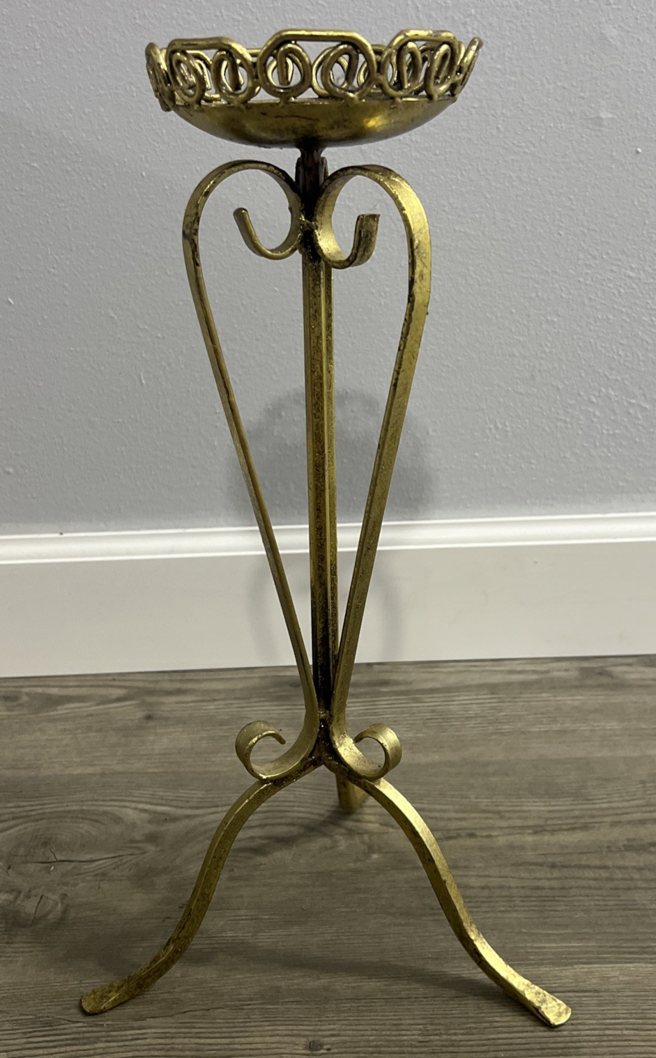 Floor Stand Iron Entryway Decor Vintage 16.5&rdquo;