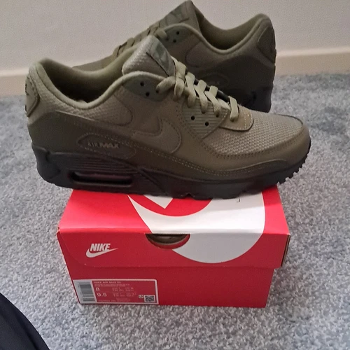 Nike Air Max 90 Medium Olive Khaki UK 7 eu 41