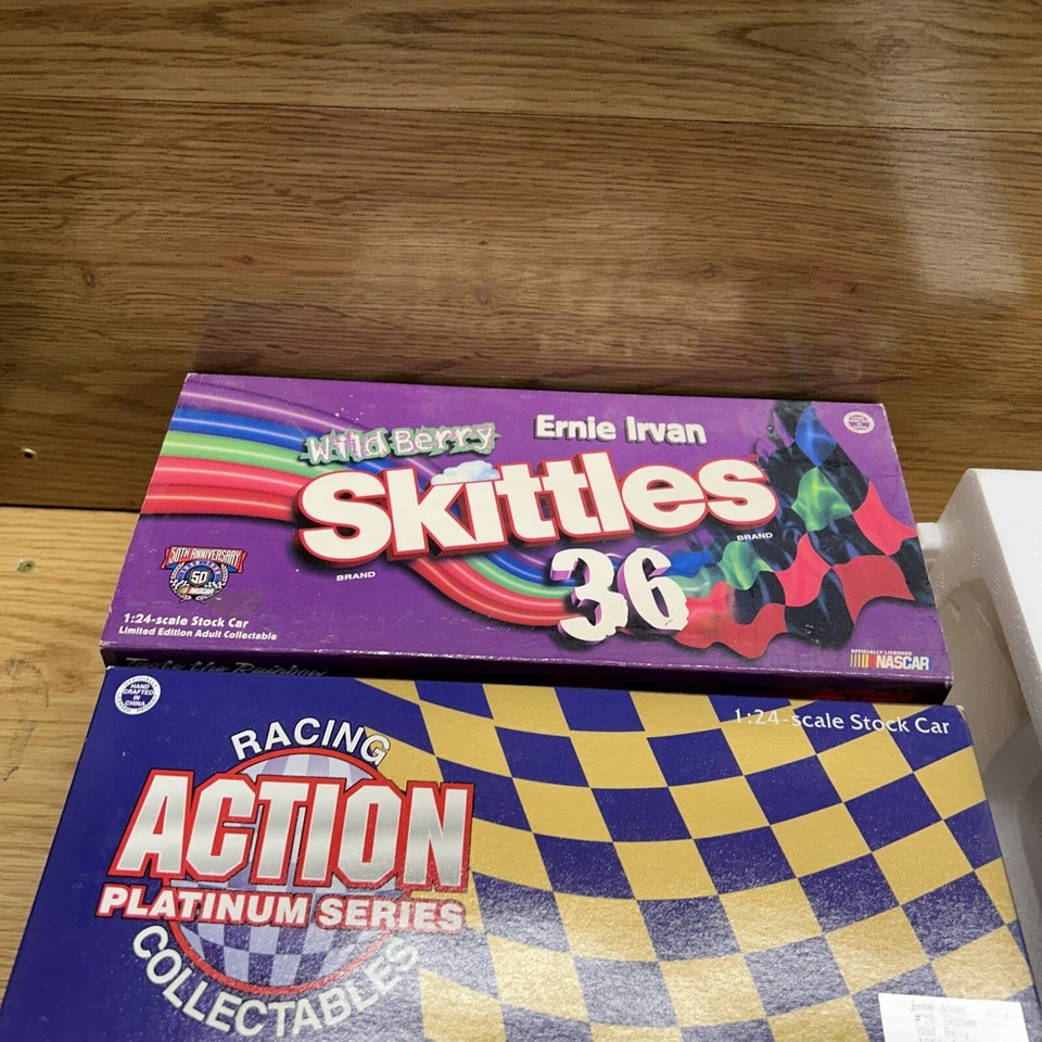 Pontiac 1998 Ernie Irvan #36 Skittles Wild Berry acción 1:24 Foto 4 de 4