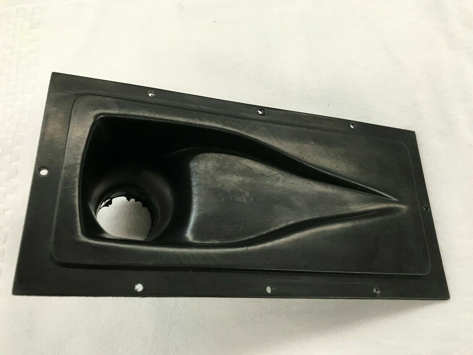 FERRARI 550 UNDERFLOOR AIR INLET INTAKE OEM 65895400
