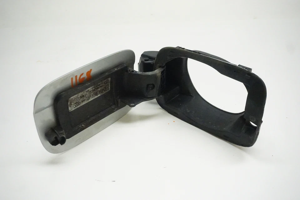 Puerta del tanque de combustible AUDI A4 2013-2016 8K0809999A LX7W Foto 2 de 3