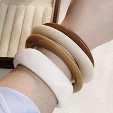 Set Of 4 Neutral Tone Bangle Bracelets Sz 8 Oblong Plastic Lucite Lot Brown