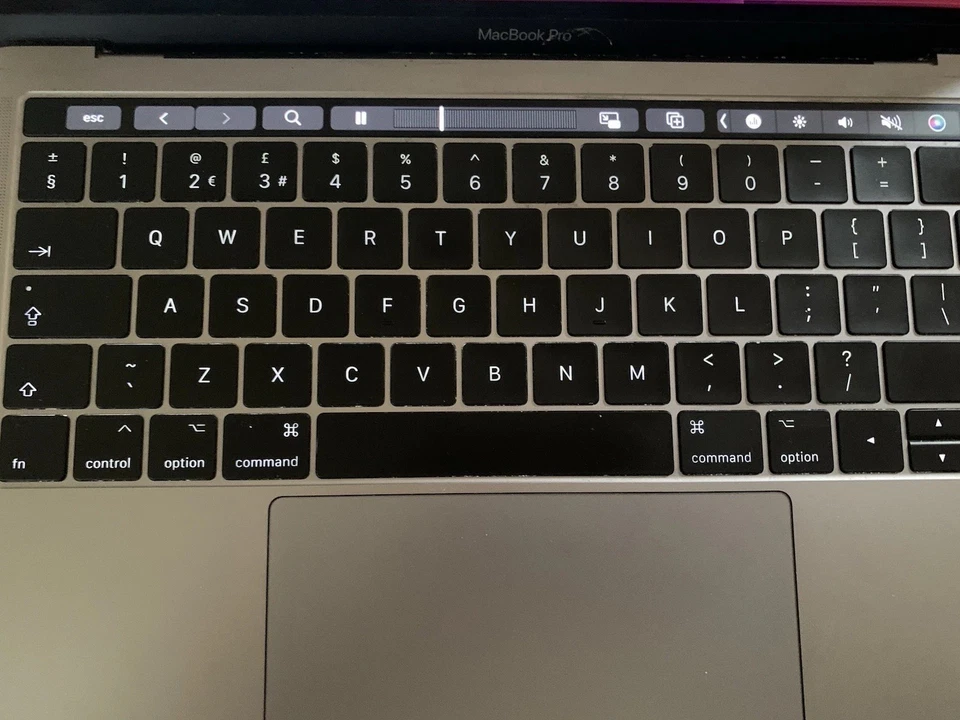 MacBook Pro 2017 - Image 2 of 4