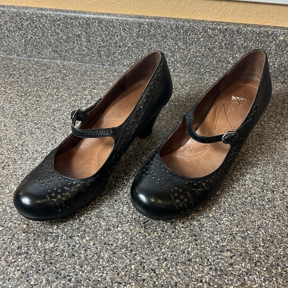 Naya Mary Jane Shoe Comfort Block Heel Womens Size 9M Black Leather Classic Pump - Image 2 of 4