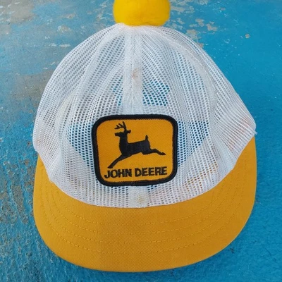 VINTAGE TRUCKER HAT SNAPBACK JOHN DEERE YELLOW POM POM LOUISVILLE MFG CO GREEN - Image 1 of 4