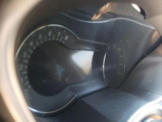 Used Alternator fits: 2017 Lincoln Mkx 3.7L w/livery package 200 amp Grade A - Image 2 of 4