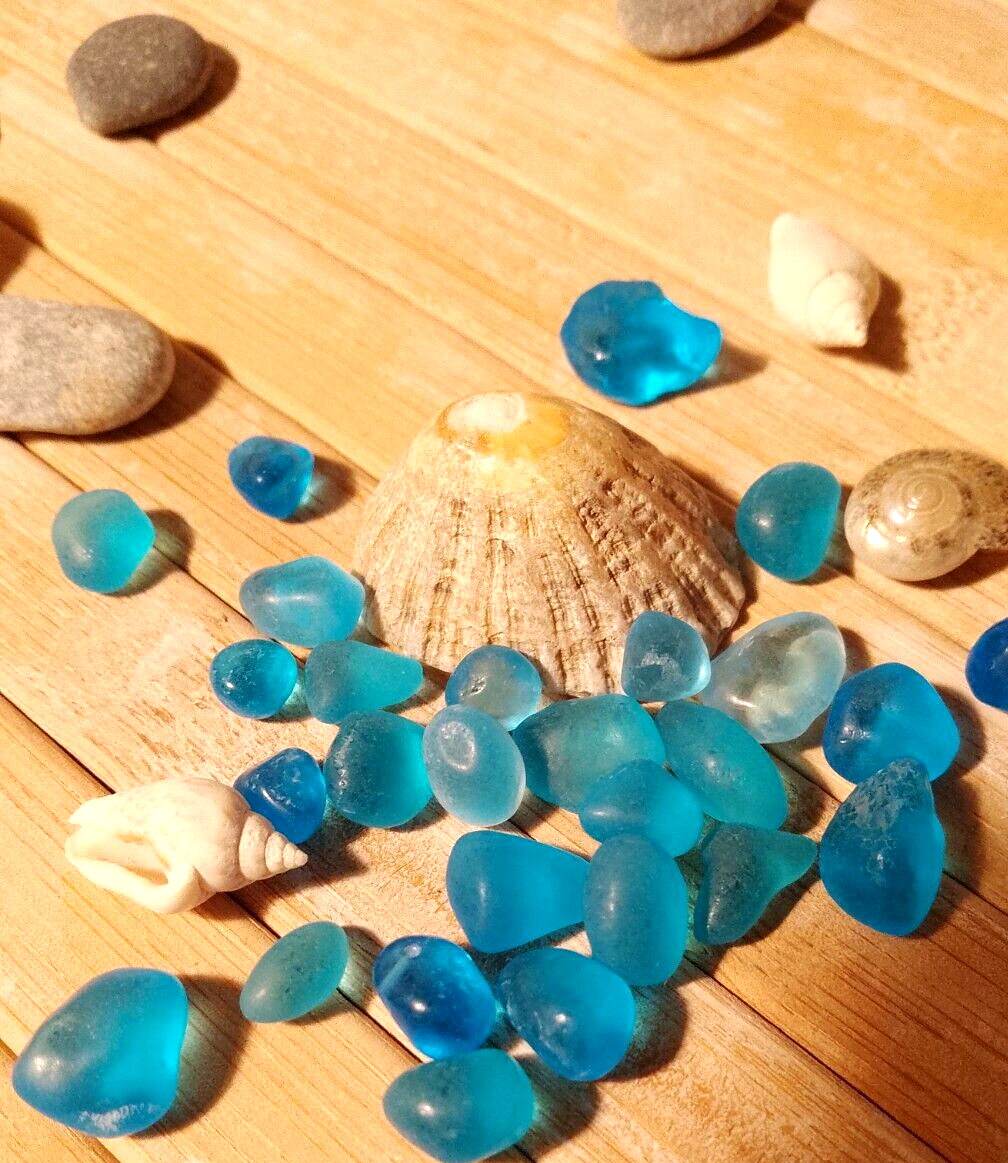 10 small pieces Aqua Blue sea beach glass jewellery beads crafts