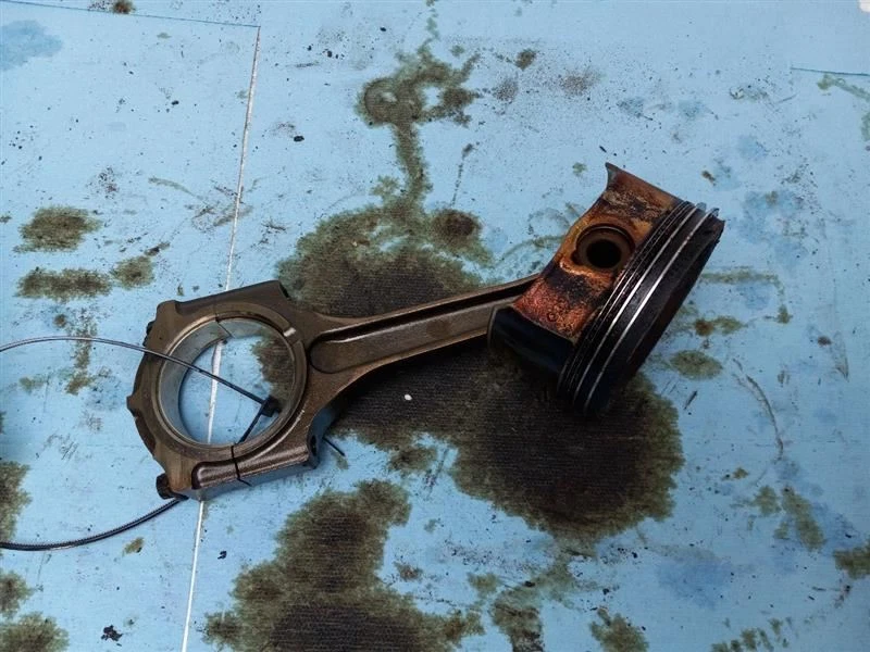 Ford Fusion 2012 tracción delantera pistón 61853 Foto 2 de 4