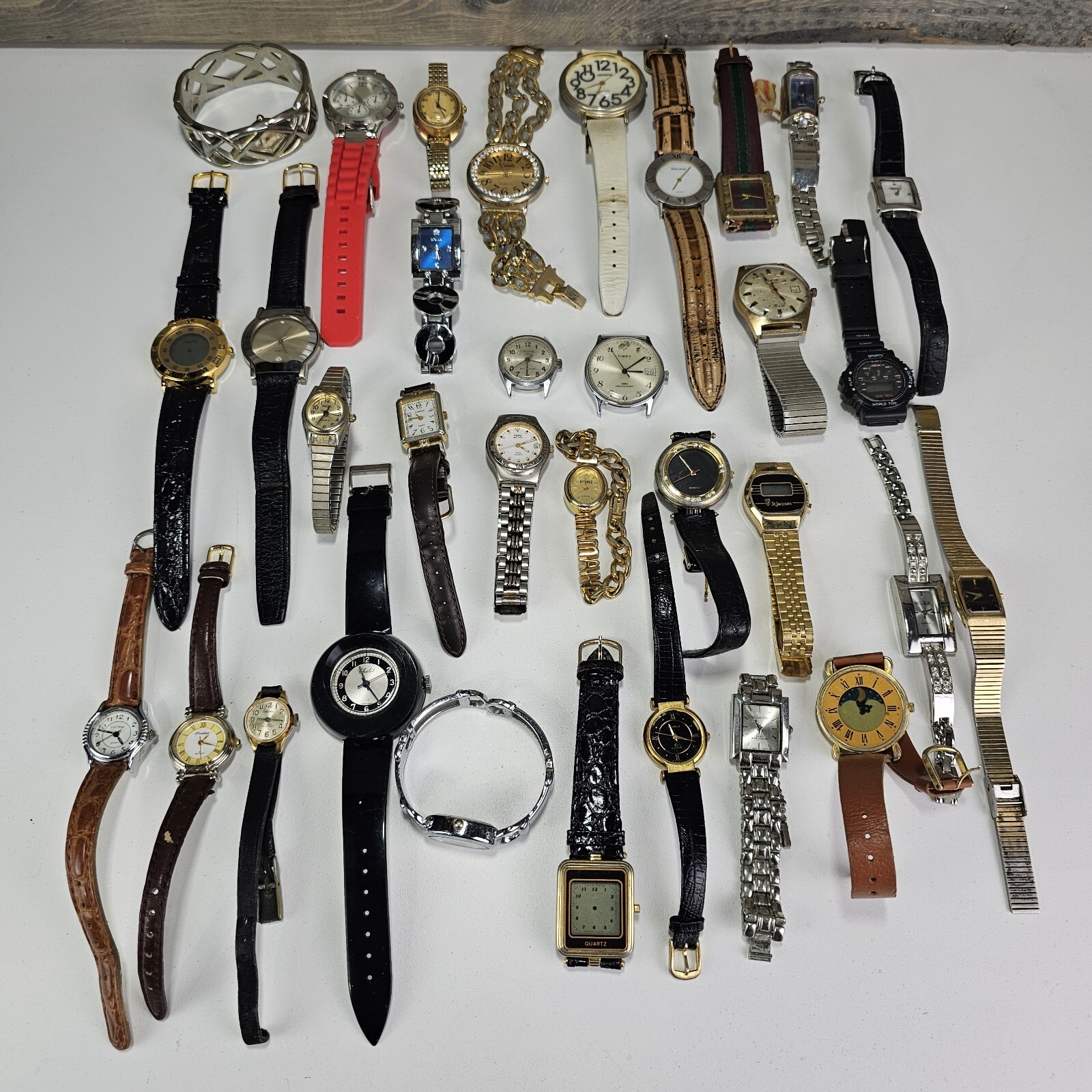 Over 2 LBS 33pcs JUNK WATCH Lot - Repurpose, Parts, Repair, Scrap, Crafts