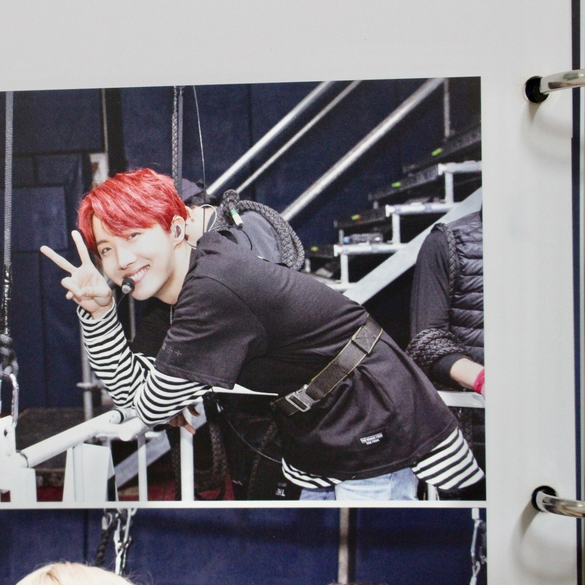 BTS Official Memories Of 2017 DVD Full Package J-hope