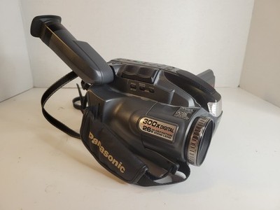 Panasonic Video Camcorder PV-L691D 300X Hi Def Digital 26X Works