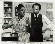 1975 Press Photo Isabel Sanford and Sherman Hemsley - srp15724