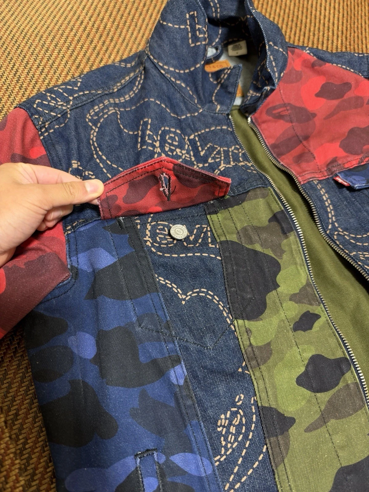 BAPE x Levi’s SS21 Multicolor Camo Denim Trucker Jacket Men’s Size Medium - product detail image 6