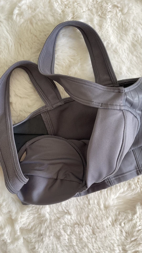 ALO Yoga Active Sports Bra – Lavish Corset – Fog – Sculpting Performance Top - Image 3 of 4