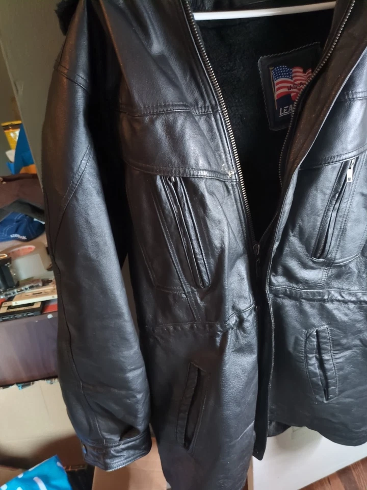 Chaqueta de cuero real vintage años 90 EE. UU. con forro y capucha para hombre talla grande Foto 4 de 4