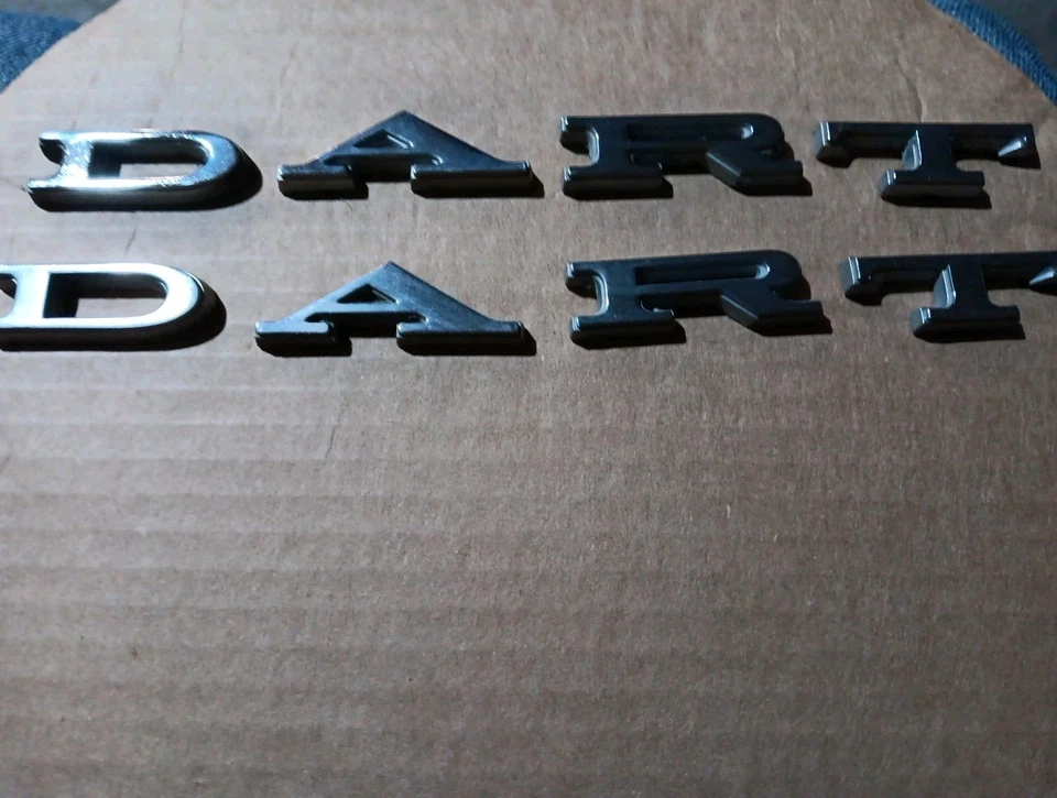 Dodge Dart 1967 1968 cuarto panel letras emblema placa de identificación fabricante de equipos originales.   Foto 2 de 4