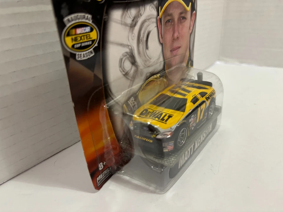 Hot Wheels Racing Stockerz 2004 1:64 Matt Kenseth #17 DeWalt diecast nuevo en paquete Foto 4 de 4