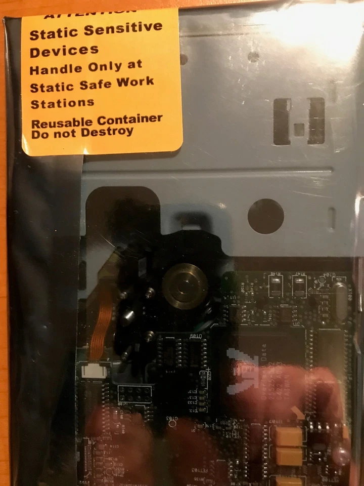 Seagate Hornet STT3401A 3.5" INT Travan TR7 Data Tape Drive TD3100-023 - Image 2 of 2