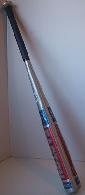 Batte de baseball pour jeunes EASTON MAGNUM, MDL : LK4 ; 29