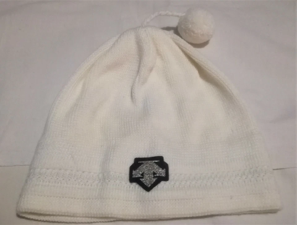 Descente Vintage Winter Hat Ski Snowboard Beanie Cap Knited - Image 2 of 4