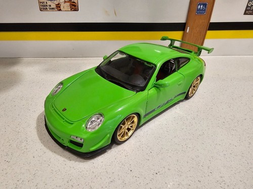 Coche fundido a presión Fast & Furious escala 1:18 Porsche GT3 personalizado de Diego - Imagen 8 de 17
