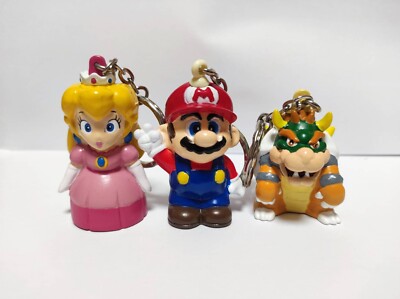 Super Mario RPG Keychain figures Set of 3 1995 Mario & Koopa