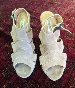 steve madden beige booties