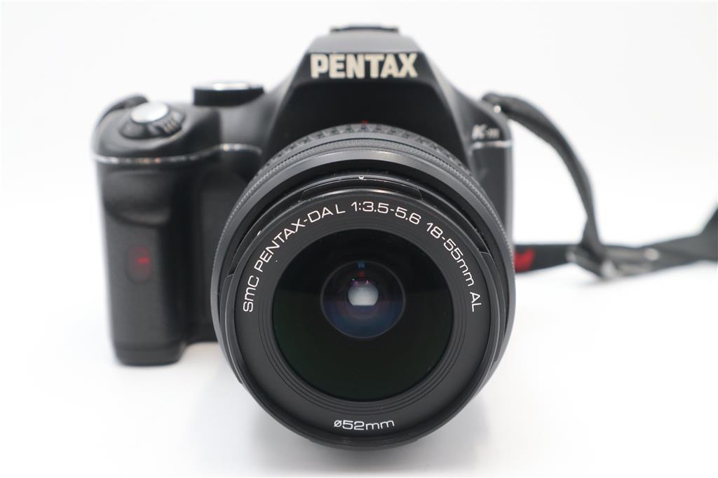 Pentax KM DSLR Camera 10.0MP with Pentax 1855mm F3.55.6 Lens, V