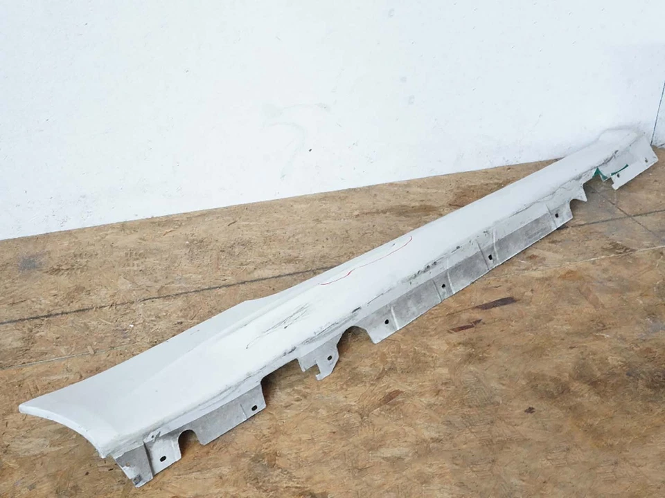 2008 - 2013 Bmw M3 E92 Rocker Skirt Panel Cover Passenger Right Rh Side Oem Foto 2 de 4