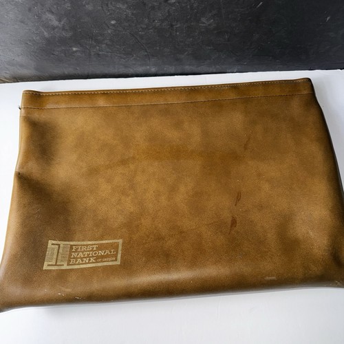 1980s First National Bank of Oregon Deposit Bag Hinged Vinyl Bank Document Pouch