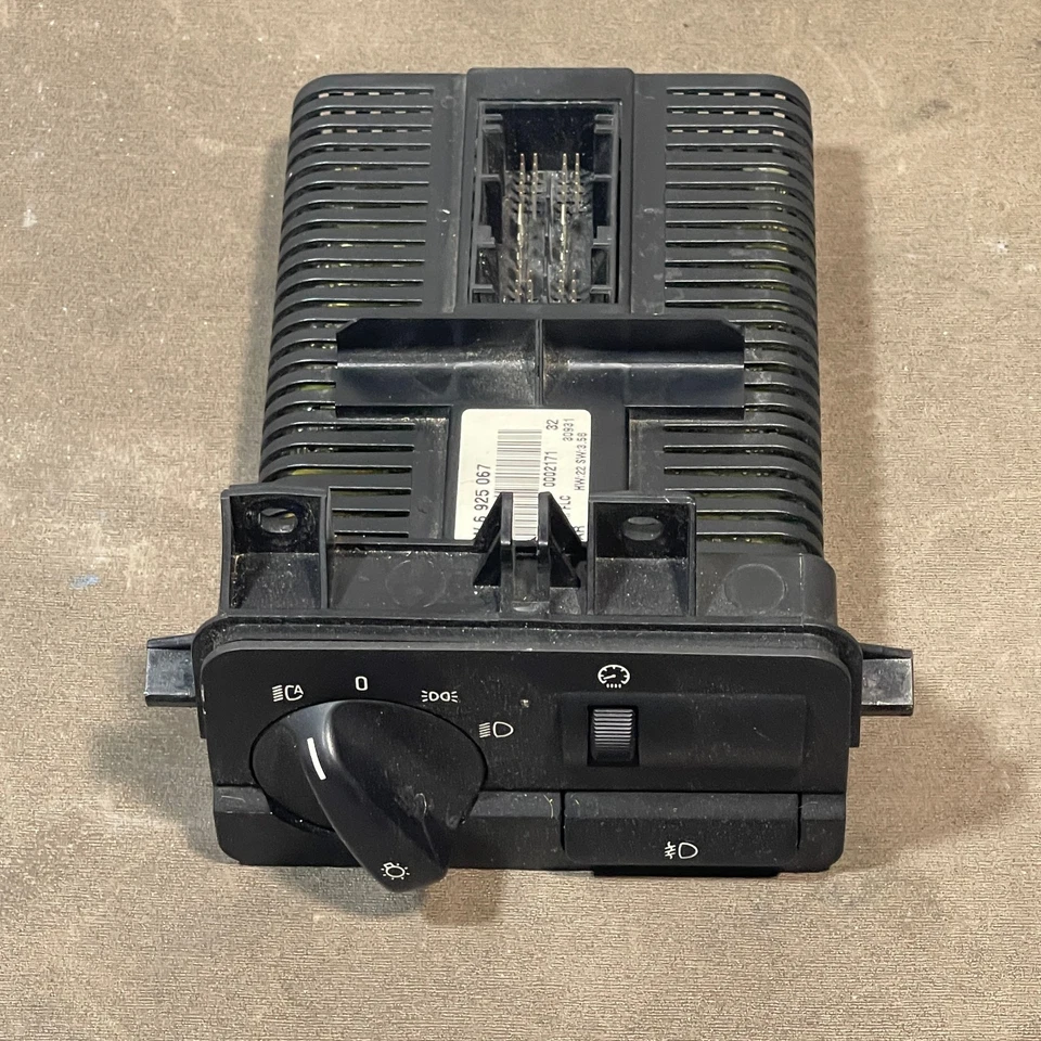 Оригинальный динамический переключатель управления ксеноновой фарой Lear для BMW E46 330ci 325ci 2001-2006 годов выпуска - Изображение 2 из 4