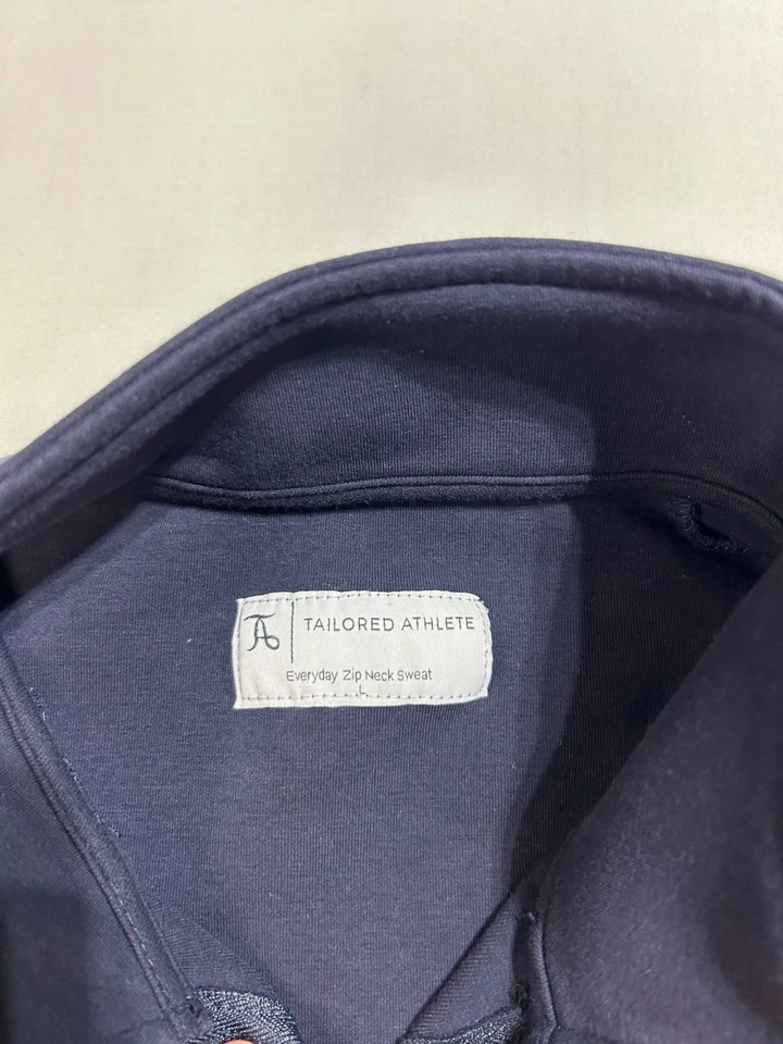 Atleta a medida Premium ajuste atlético diario cremallera cuello jurar azul marino - grande Foto 2 de 4