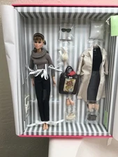 FASHION ROYALTY PEOPLE DO FALL IN LOVE HOLLY GOLIGHTLY DOLL GIFT SET #14006 NRFB