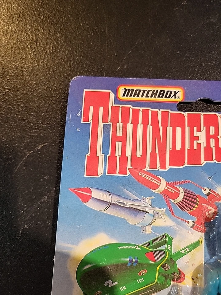 THUNDERBIRDS MATCHBOX 1994 SCOTT TRACY FIGURE WITH THUNDERBIRD-STUN CARDED NEW - Image 2 of 4