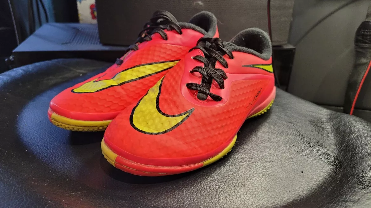 Pink hypervenom shop