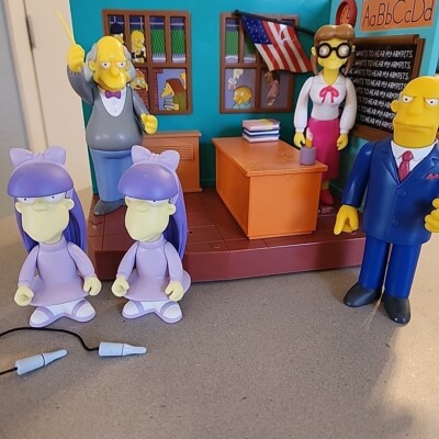 The Simpsons World Of Springfield Elementary School Room Playset