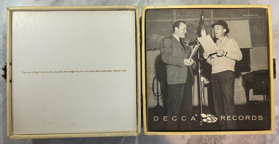 Bing Crosby Boxed Set - A Musical Biography 1954 - 17 Record Set (45 RPM) & Book - Image 3 of 4