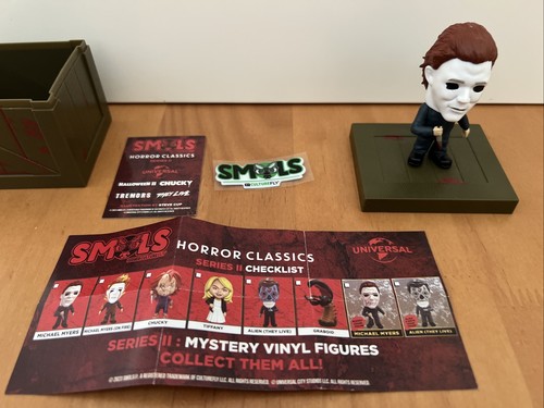 2024 Smols Horror Classics Series 2 Figure And Crate Stand Michael Myers - Picture 4 of 4