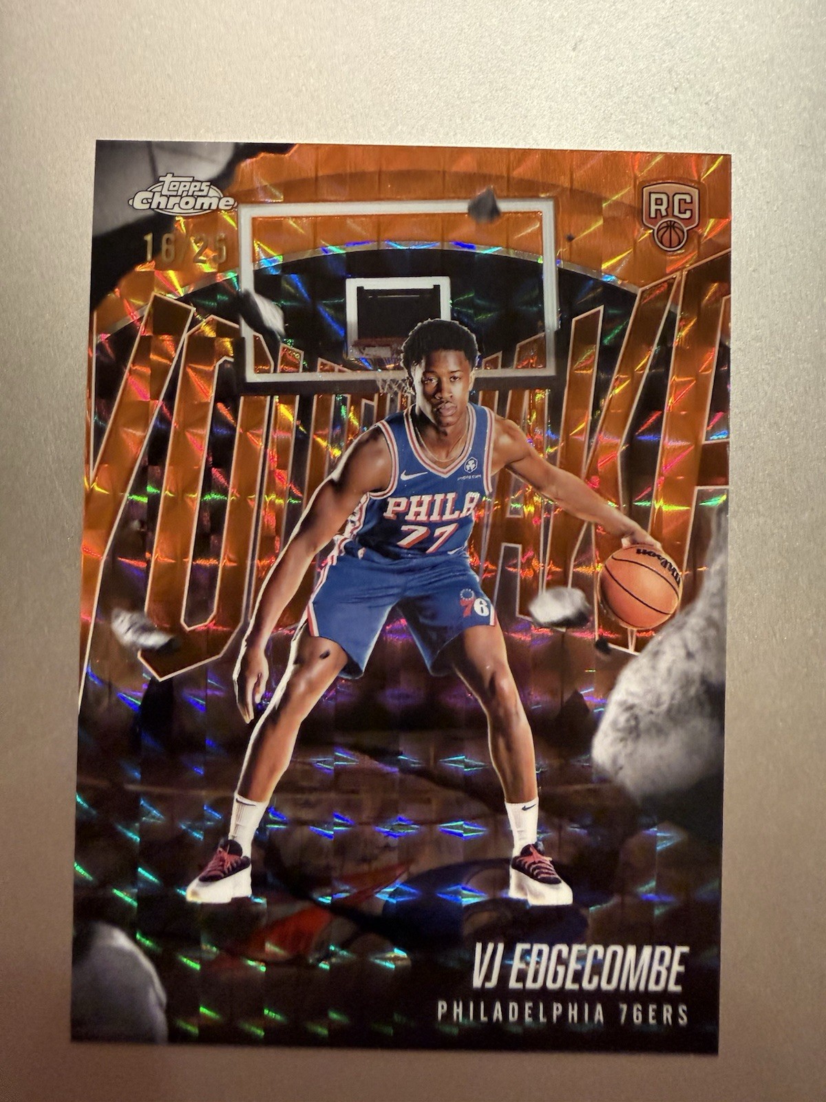 2025/26 Topps Chrome VJ Edgecombe Youthquake Orange Geometric Refactor RC 16/25