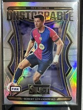 Robert Lewandowski 2024-25 Panini Select FIFA Unstoppable Silver Prizm #2!