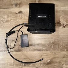 NETGEAR  Nighthawk C7000V2 AC1900 WiFi Cable Modem Router Combo